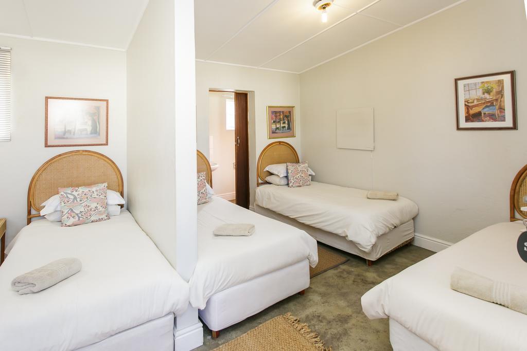 Wagon Wheel Country Lodge Beaufort West Exterior foto
