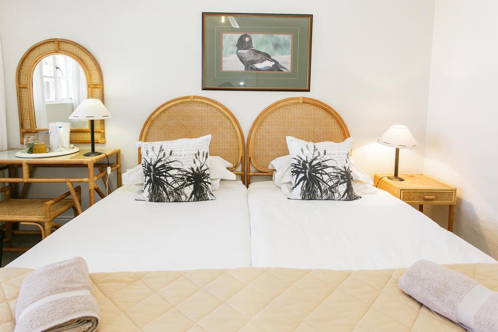 Wagon Wheel Country Lodge Beaufort West Exterior foto