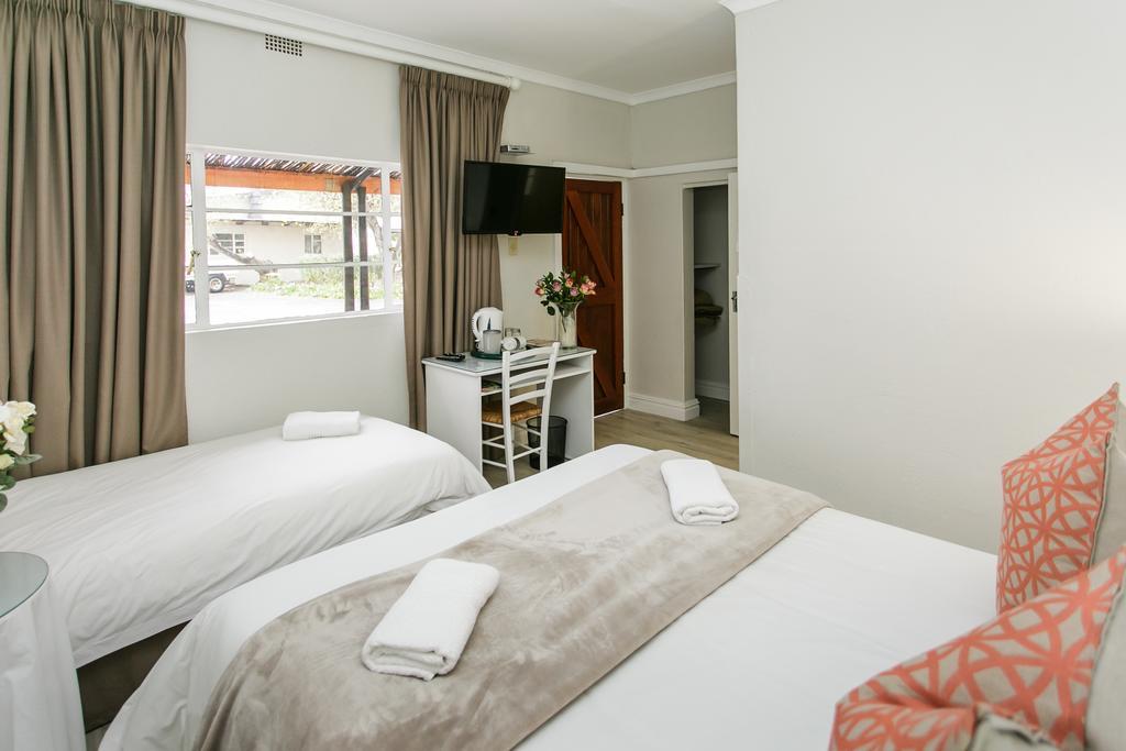 Wagon Wheel Country Lodge Beaufort West Exterior foto